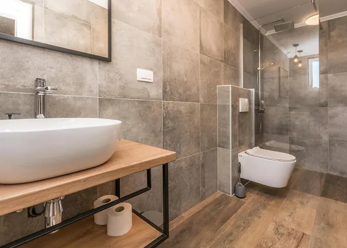 3 Bedroom Amazing In 아파트