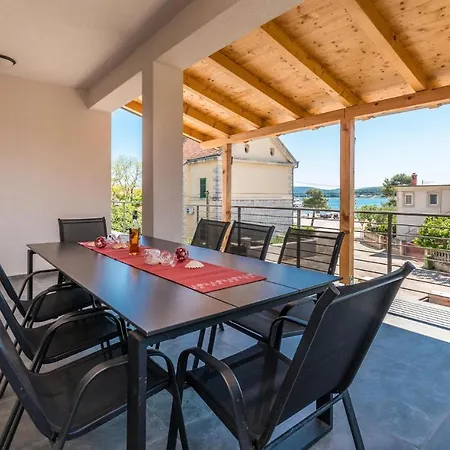 3 Bedroom Amazing In * Turanj