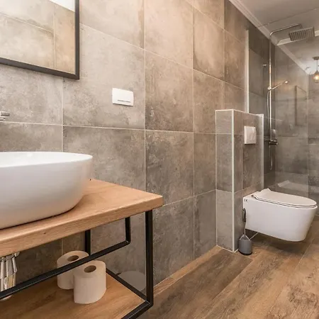 3 Bedroom Amazing In Διαμέρισμα