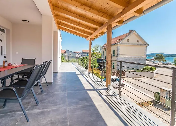 3 Bedroom Amazing In * Turanj